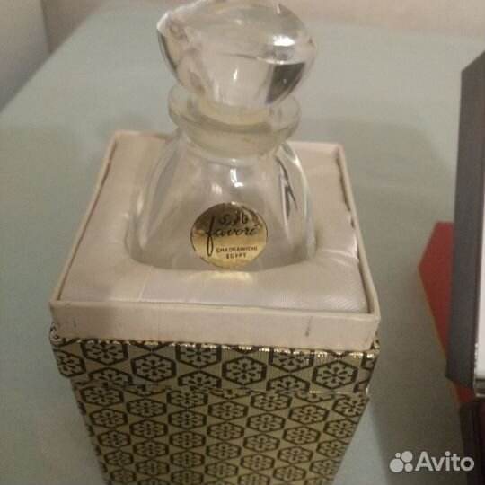 Флаконы и коробочки от духов винтаж