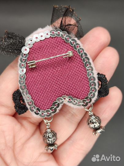 Брошь ручной работы сова