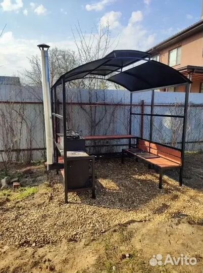 Беседка с мангалом