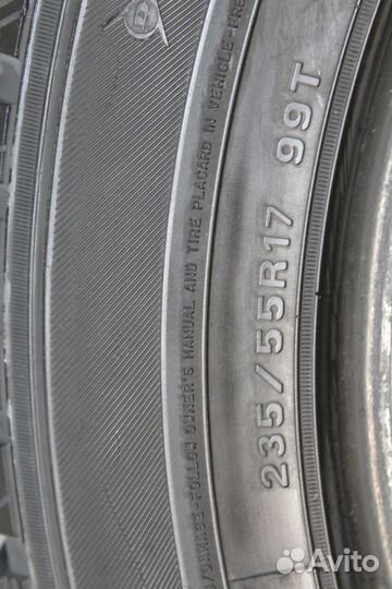 Dunlop SP Winter Ice 01 235/55 R17 99T
