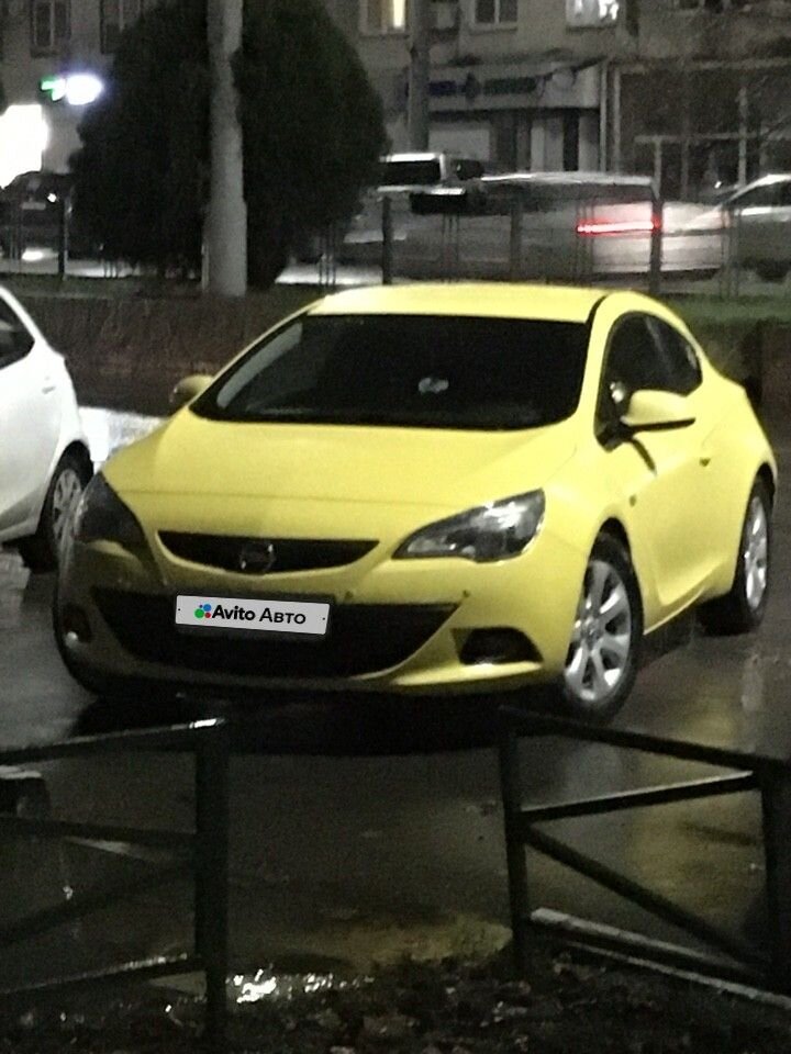 Opel Astra GTC: фото владельца