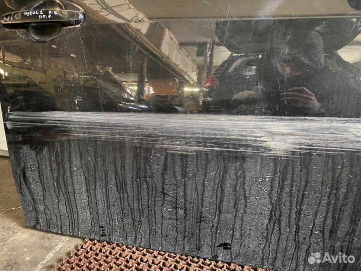 Дверь передняя правая Аурис 1 Toyota Auris