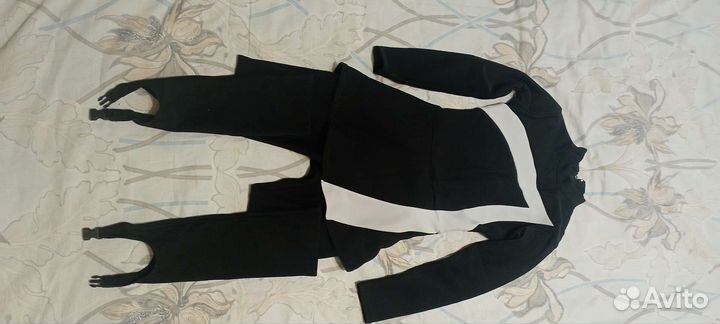 Тренировочный костюм для фигурного катания