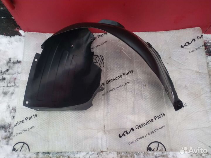 Подкрылок передний левый Hyundai Solaris 2