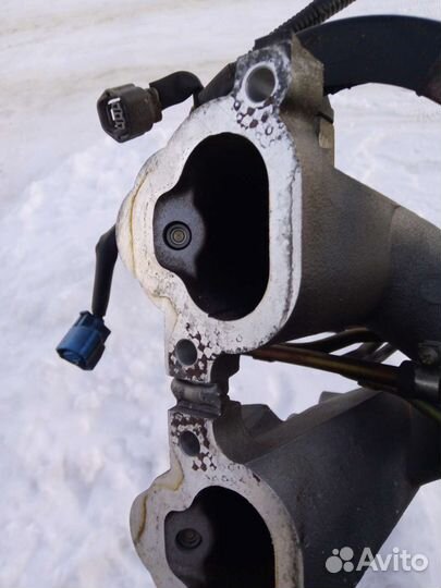 Впускной коллектор Subaru ej204