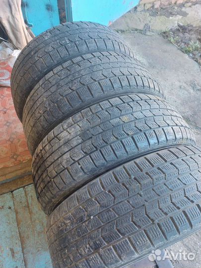 Dunlop Graspic DS3 215/60 R16