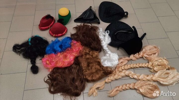 Костюм для аниматора / парики