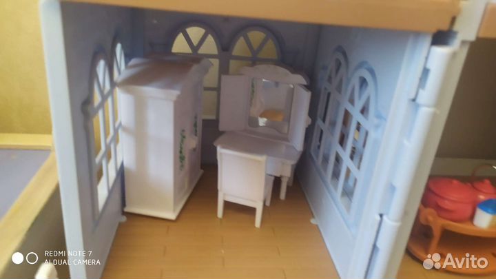 Домик с мебелью и животными Happy Family