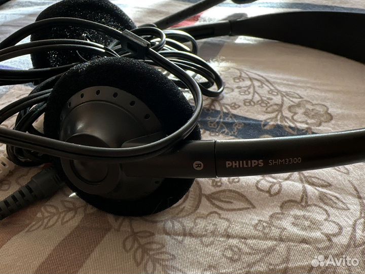 Проводные наушники philips