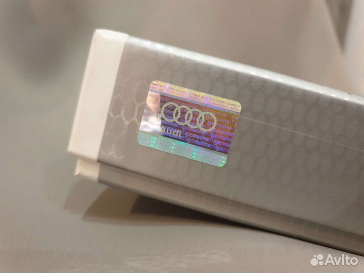 Брелок Ауди оригинальный, кожа. Audi original