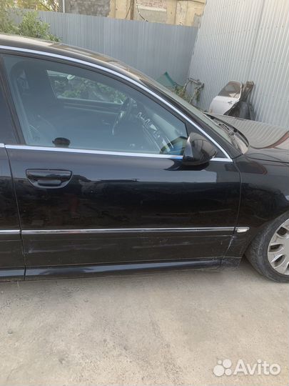 Передняя правая дверь Audi A8 д3
