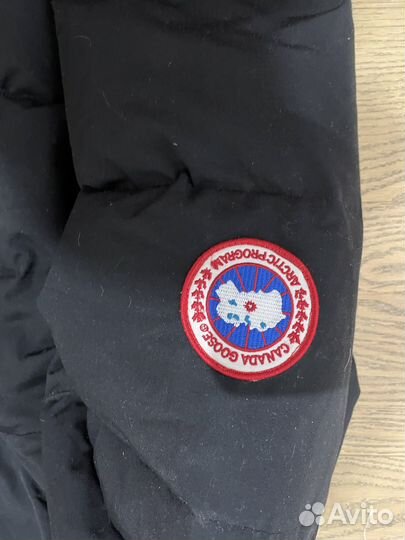 Пуховик женский canada goose размер M