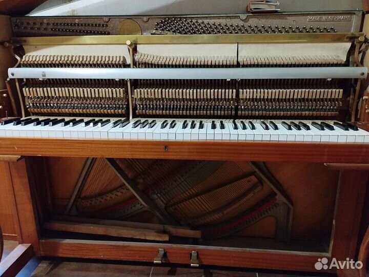 Немецкое пианино Zimmerman полностью реставрирован