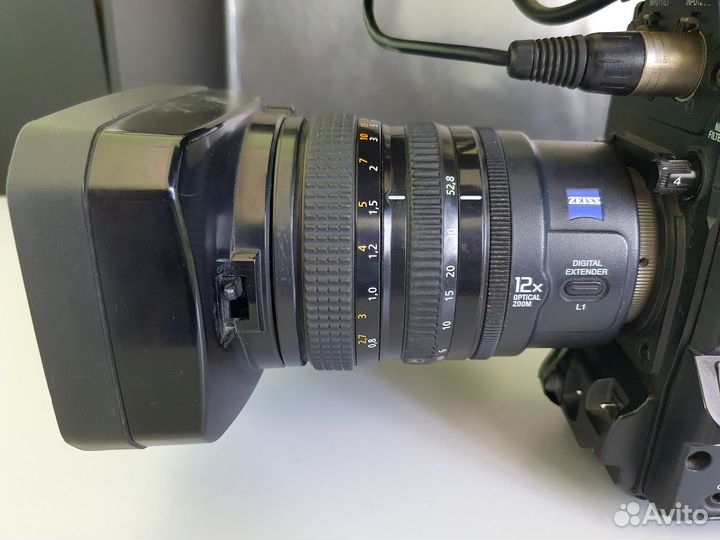 Видеокамера Sony HVR-S270E - Full HD