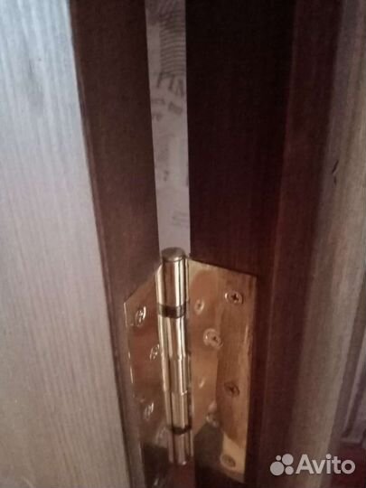 Дверь входная деревянная массив