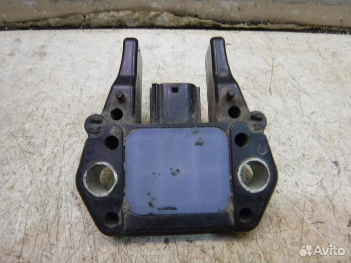 Датчик Airbag Toyota Land Cruiser (150) -Prado