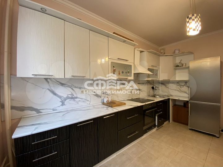 2-к. квартира, 66,7 м², 1/13 эт.