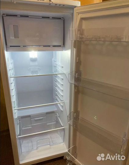 Холодильник Бирюса 110, белый