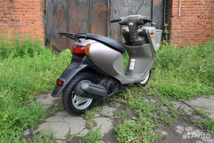 Скутер с корзинкой Suzuki Lets 4 Basket без РФ