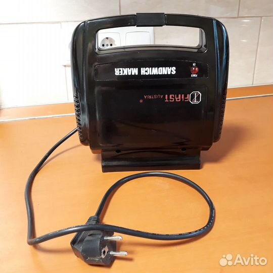 Вафельница