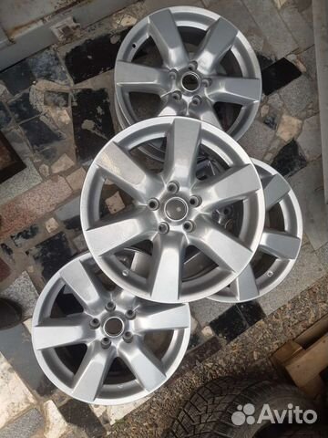 R17 5/114,3 Nissan