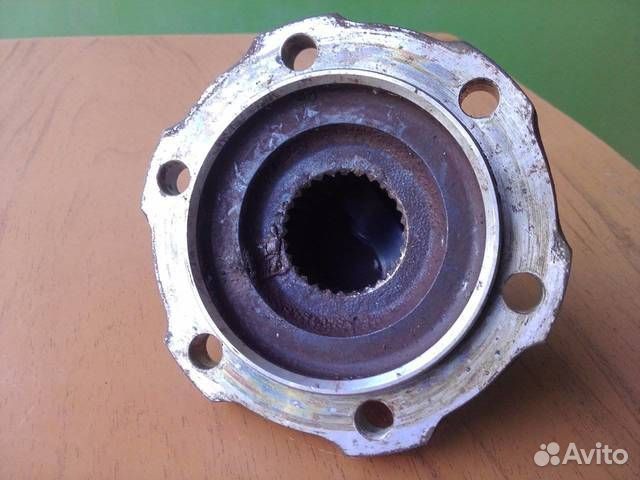 Продам ступичные муфты (глухари, хабы) Nissan
