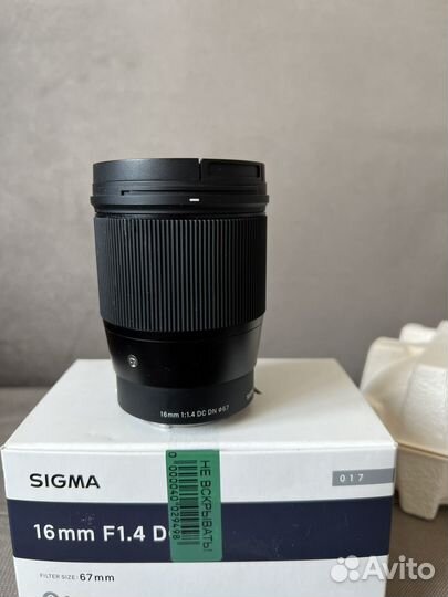 Обьектив sigma 16mm F 1.4 DC DN sony e