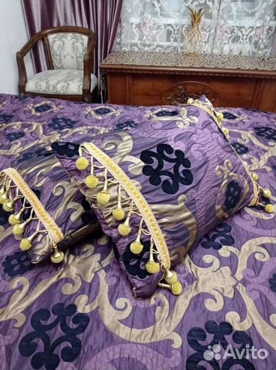 Покрывало 250х250,две наволочки.парча/жаккарад/бар