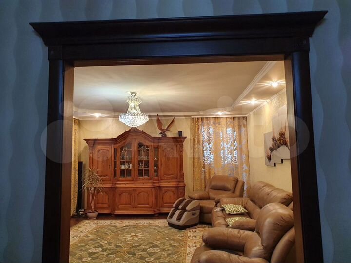 4-к. квартира, 115,6 м², 8/9 эт.