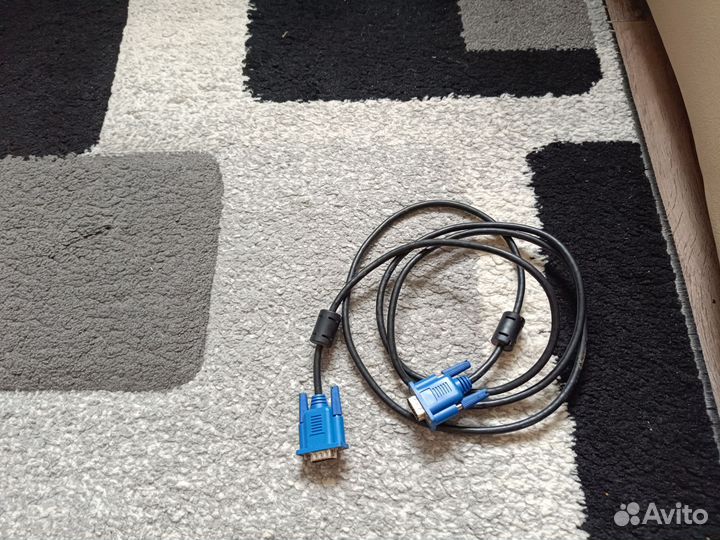 Кабель для компьютера