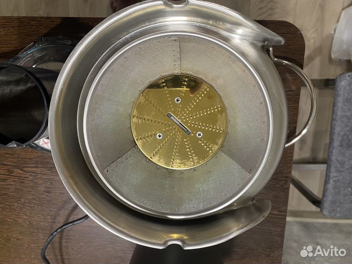 Соковыжималка bork