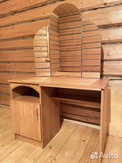 Трильяж с зеркалом