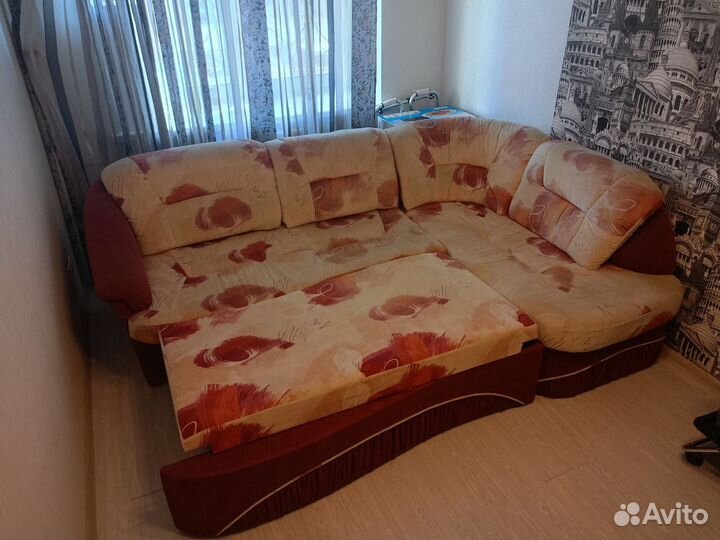 Диван угловой раскидной со складским местом