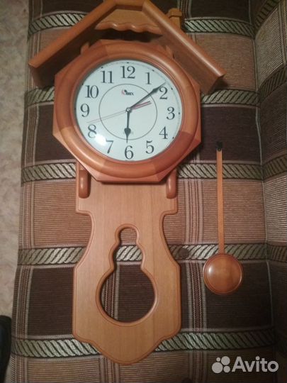 Часы настенные Sinix деревянные Корея