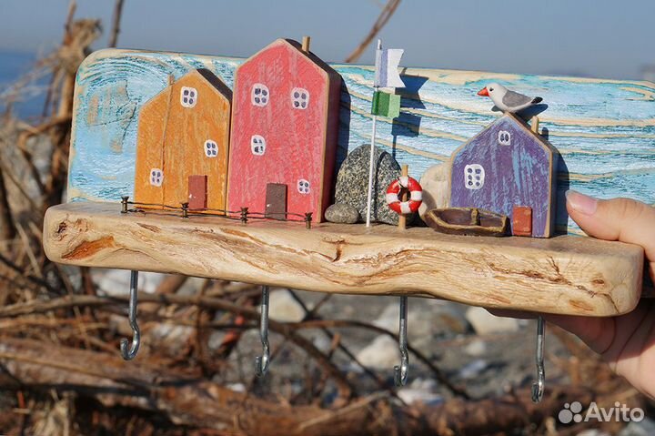 Ключница деревянная дрифтвуд 