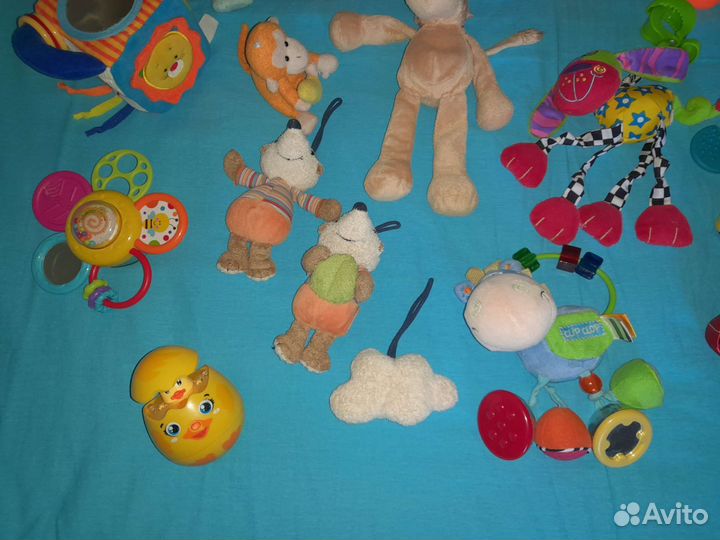 Развивающие игрушки пакетом