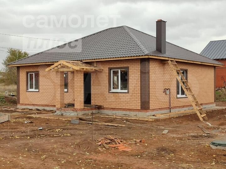 Дом 100 м² на участке 6 сот.