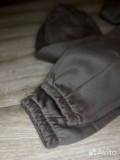 Спортивный костюм новый