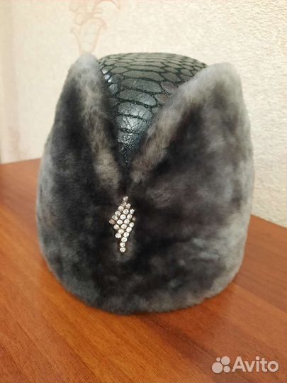 Шапка натуральная мутоновая женская