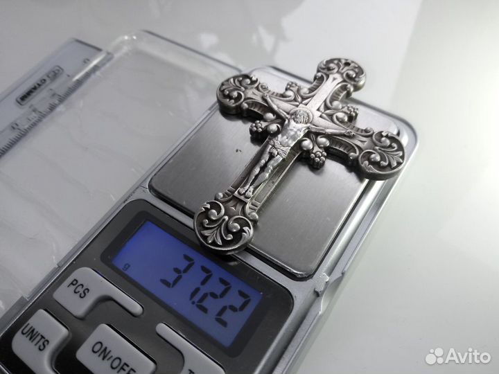Крест 62*43 мм, вес 37