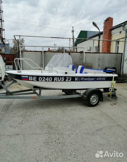 Моторная лодка Wyatboat 430 с мотором Mercury 40