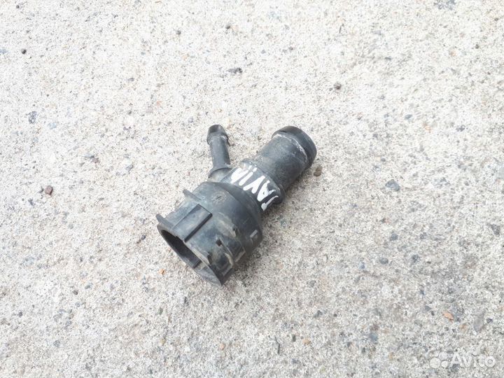 Фланец системы охлаждения Skoda Octavia A5