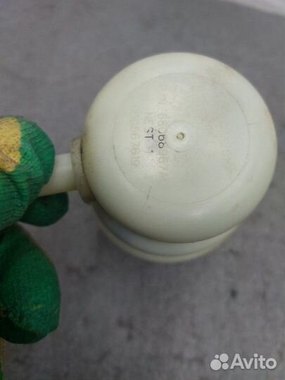 Бачок гидроусилителя руля Jeep Grand Cherokee WK2