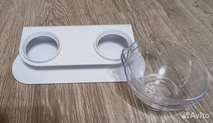 Миска для кота