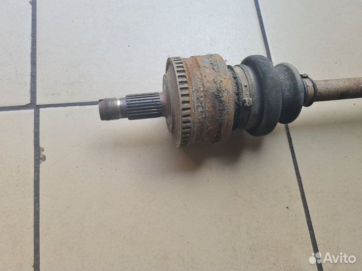 Привод задний в сборе mercedes w210