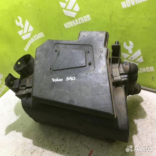 Корпус воздушного фильтра Вольво C40