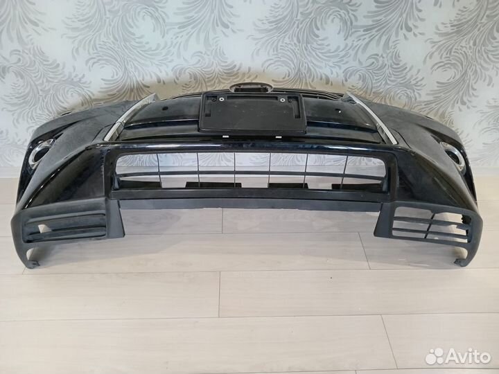 Бампер передний Lexus