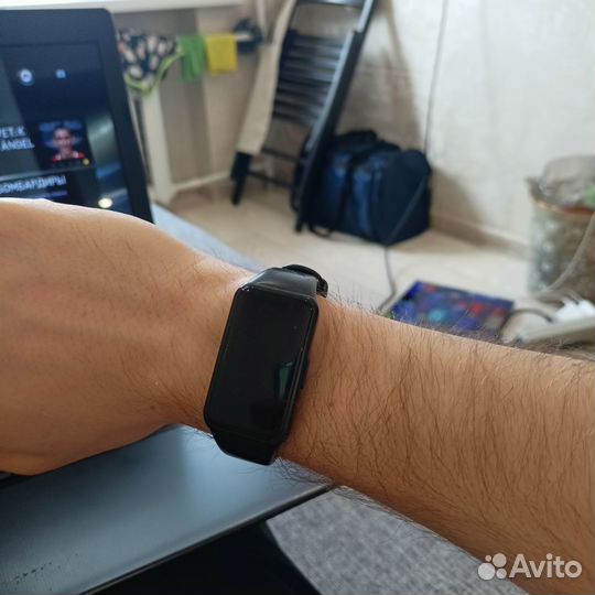 Смарт часы honor band 6