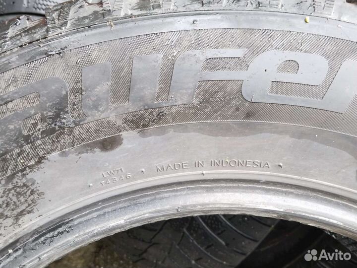 Laufenn I Fit Ice LW 71 215/65 R16 98T