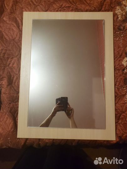 Зеркало настенное